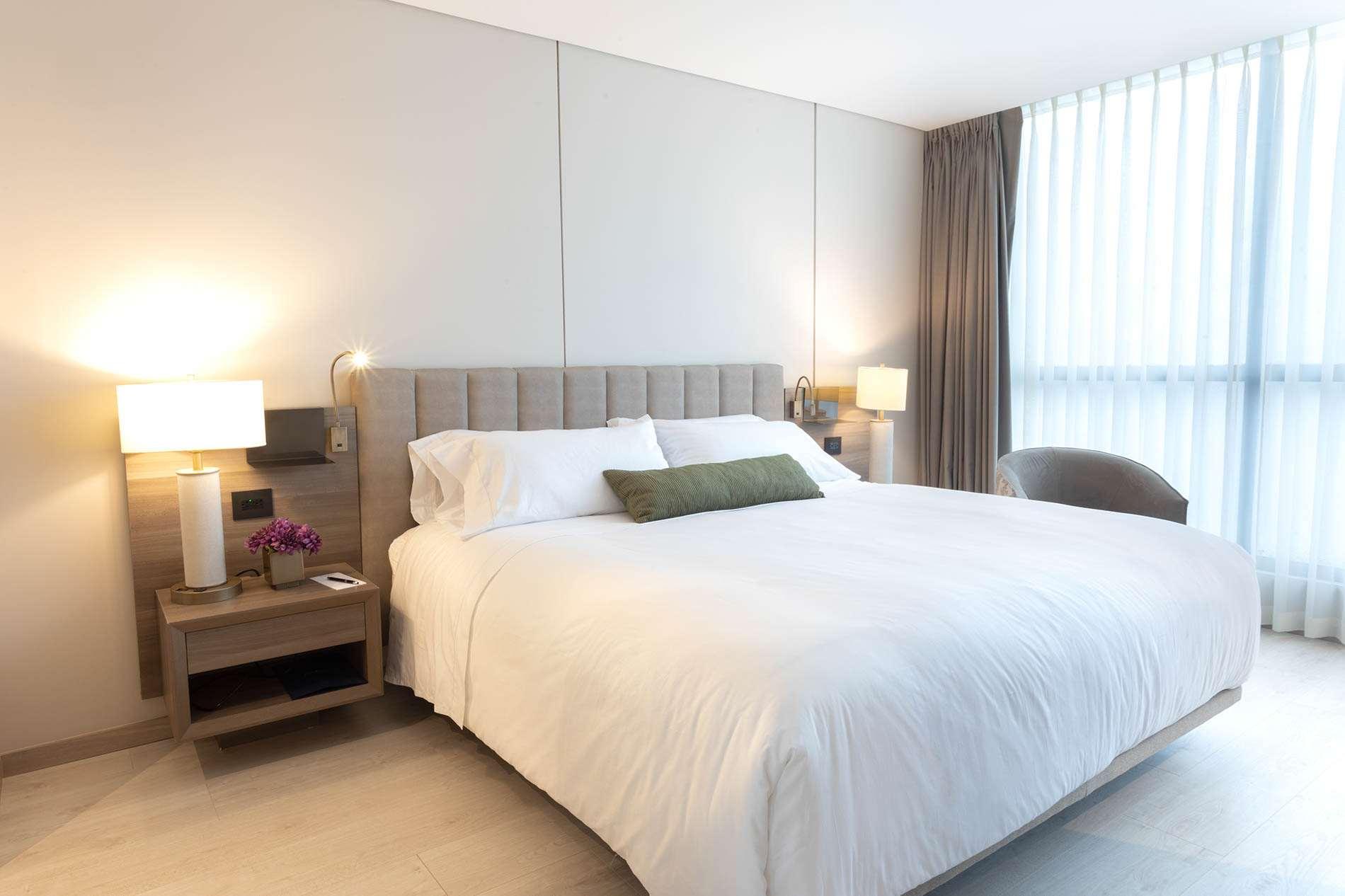 Hotel York Luxury Suites Medellin By Preferred Zewnętrze zdjęcie A bedroom at the hotel